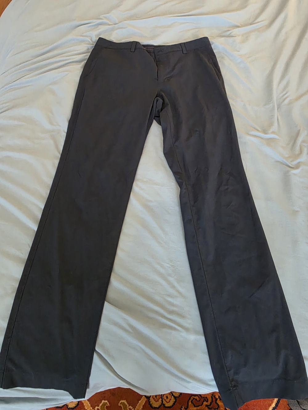 Vineyard Vines Men's Navy Ultralightweight Dress Pants